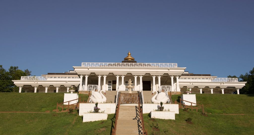 Sri Sri School of Yoga