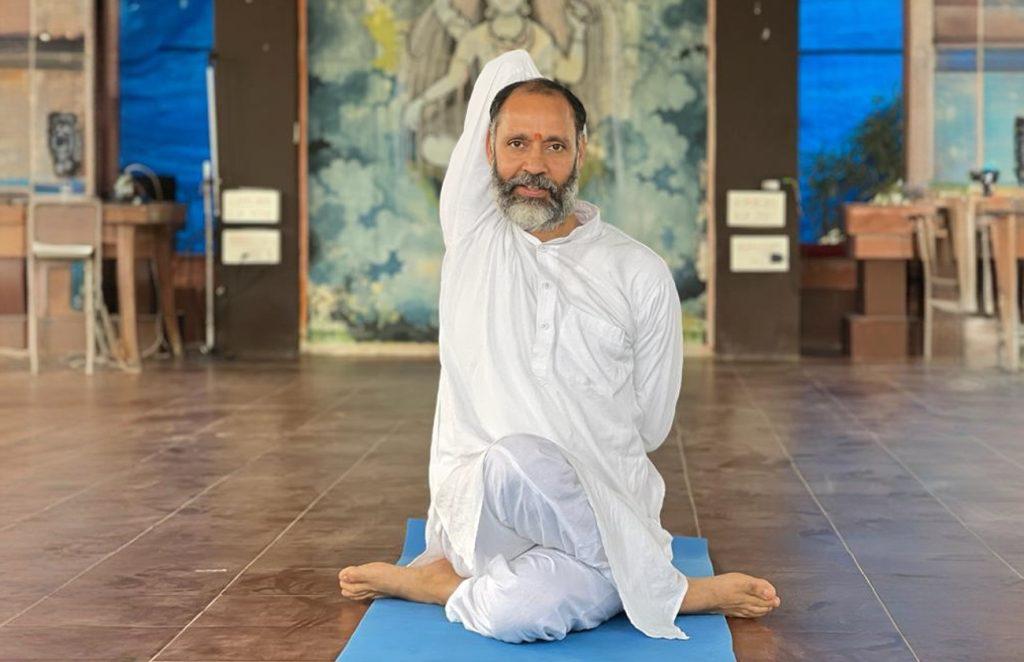 Hatha yoga intensive sadhna