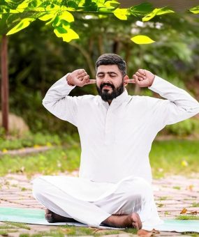 bhramari pranayama yoga