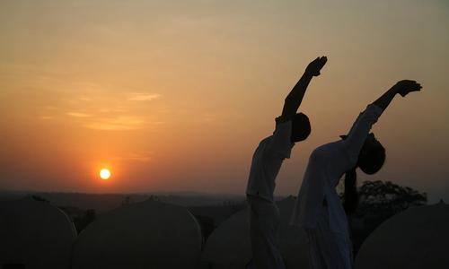 how to do surya namaskar yoga