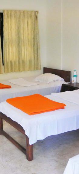 Rishikesh ashram accomodation facilities