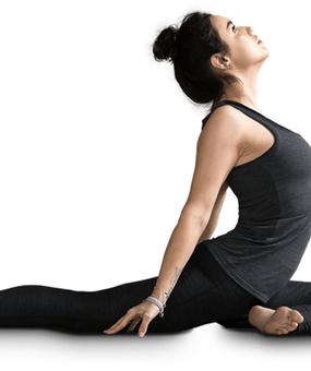 difficult pigeon pose by a white lady
