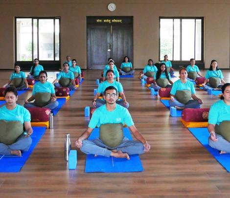 yoga banner prenatal