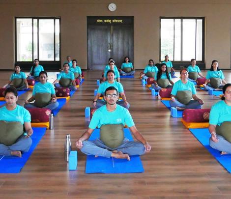 yoga banner prenatal